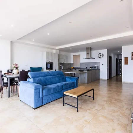 Spacious Panoramicview By Homely Daire