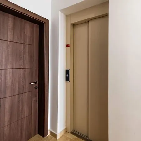 Spacious Panoramicview By Homely